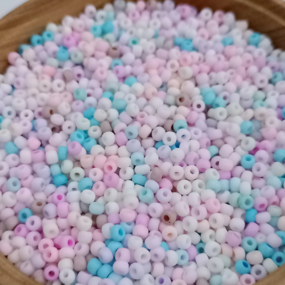 400pcs tiny 3mm Mixed Candy Matte Glass Seed Beads AUS Free Postage AJH-C - Image 1 of 3