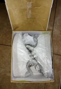 New in Box Women Unisex Michael Kors Mindy Low Top White Silver Sneakers Size 11 - Picture 1 of 16