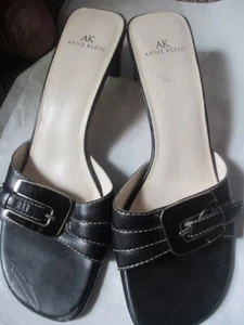 Anne Klein Women's Black Leather Slip-on- Sandals Size 7.5M Buckle Accent - Picture 1 of 23