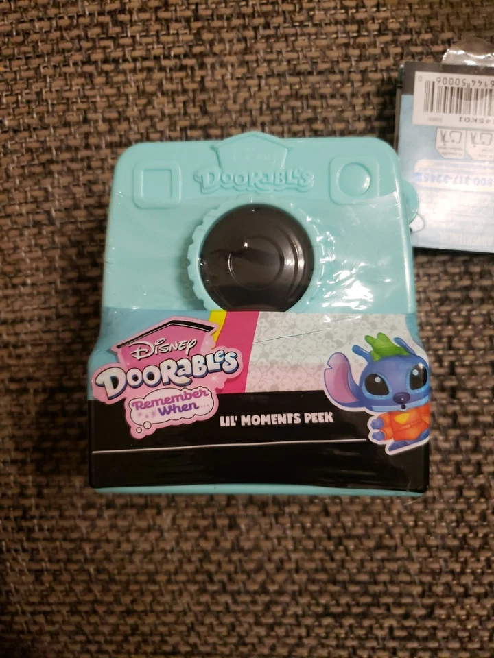  Disney Doorables Remember When Lil' Moments Peek Surprise Pack Foto 1 de 1