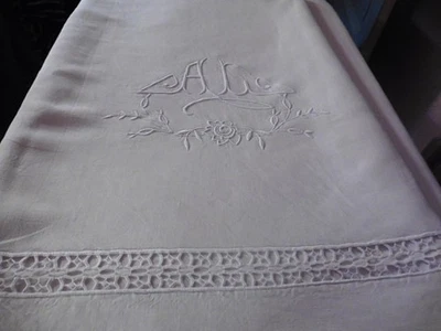 ANCIEN DRAP PUR LIN CREME"AL"JOURS IMPORTANT DE 4CM BRODERIE MAIN 225 X 300 CM - Photo 1/4