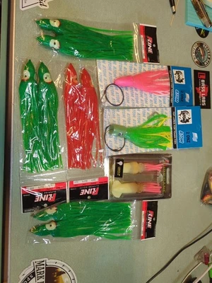 Saltwater Squid Body Trolling Lot 7 Various Colors And Size Fishing Lures - Image 1 of 4