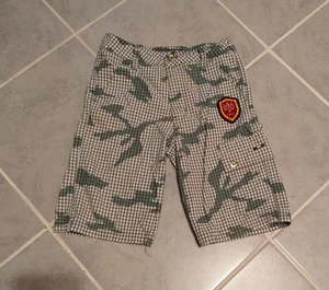 Pantalones cortos cargo ajustados a cuadros verdes Cavi para niños talla 7 - Imagen 1 de 11