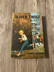 Vintage Charles Dickens Oliver Twist Hardback Book 1966? - Picture 1 of 7