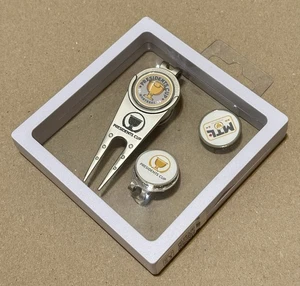 Presidents Cup 2024 Montreal MTL Divot Tool Ball Marker Hat Clip Set New - Picture 1 of 3