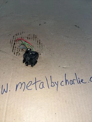 Enchufe interruptor faros Dodge Ram D150 D250 1981-1993 Foto 1 de 3