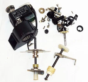Ersatzteile  MEOPTA  MEOLUX Typ 85113  Film-projektor Motor Kleinteile & Mech. - Bild 1 von 1