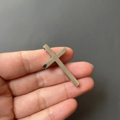 Small Pure Titanium Cross Pendant EDC Ti Anti-allergy Cross Necklace Pendant - Image 1 of 4