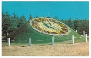 International Peace Garden Canada USA Border Crossing Manitoba North Dakota ND - Picture 1 of 2