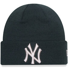 New Era Kids New York Yankees League Essentials Warm Winter Beanie - Dark Green