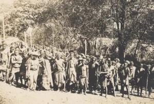 Maropia Men Group Portrait Madagascar Diez Photo 1924 - Picture 1 of 3