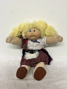 Muñeca Cabbage Patch Kids Scottish World Traveler Girl 1985 HM5 OK pelo de lemendra - Imagen 1 de 3
