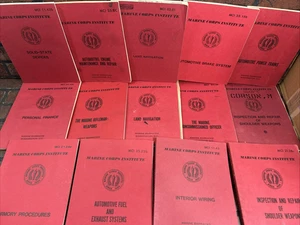 Marine Corps Institute Manuals Lot Marine Barracks Washington D.C. MCI - Imagen 1 de 15