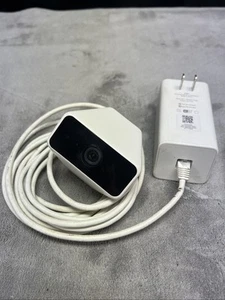 Cámara interior y exterior Xfinity XCAM2 con adaptador de corriente XW4 blanca SCHC2AEW - Imagen 1 de 5