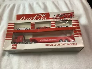 Vintage Neu 4 Stück Set COCA-COLA DIE CAST 1:64 TEAM TURBO RENNWAGEN HAULER - Bild 1 von 7