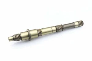 TOYOTA HIACE GEARBOX OUTPUT SHAFT 3332135111  - Picture 1 of 1