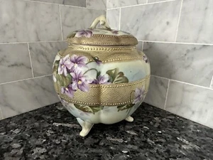 Antico Barattolo Biscotti Porcellana Nippon Viola Viola Oro Pesante Perline Dorate LEGGI - Foto 1 di 10