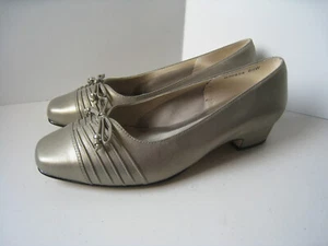 Ros Hommerson Womens Shoes Size 6.5 W Silver Gold Metallic Soft Leather Slip On - Picture 1 of 12