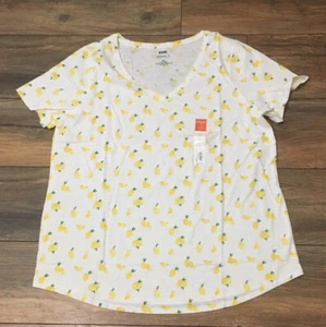EVRI The Everyday Tee Short Sleeve Plus Size T-Shirt V Neck Lemon Slices Citrus - Picture 1 of 2
