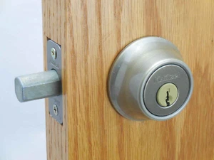 Kwikset Single Cylinder Deadbolt Antique Brass 660-5 #872 - Picture 1 of 4