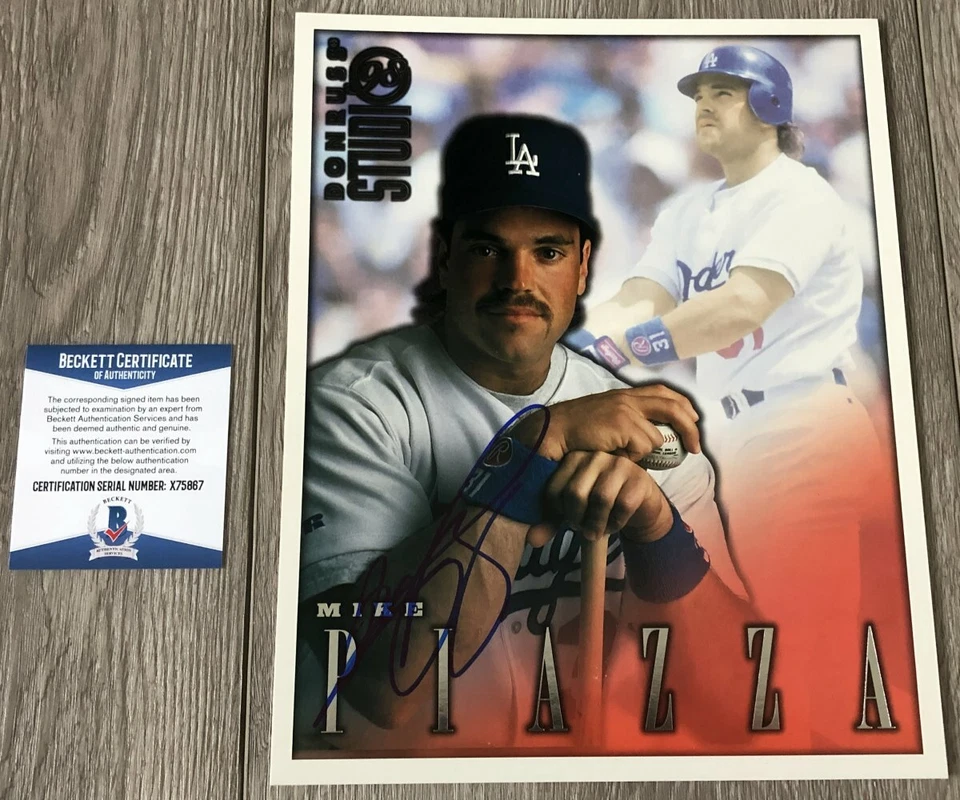 MIKE PIAZZA SIGNED L.A. DODGERS 1998 DONRUSS STUDIO 8x10 PHOTO & BECKETT COA - Image 1 of 1