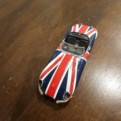 1:43 Scale 1967 Jaguar E Type Shaguar Matchbox Diecast Car  - Image 1 of 4