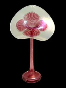 Jarrón de vidrio artístico Stuart Abelman Iridiscente 1984 pluma tirada Jack en el púlpito - Imagen 1 de 15