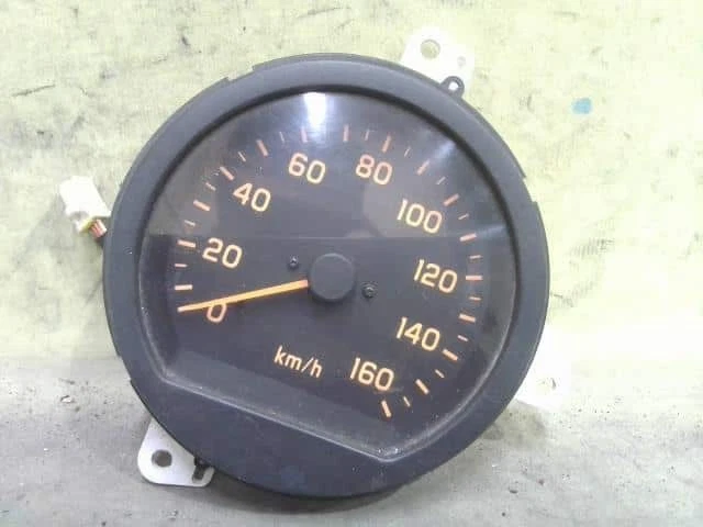 Velocímetro ISUZU Forward 2001 KK-FRR35J4S 1831208420 [Usado] [PA109355912] Foto 1 de 3