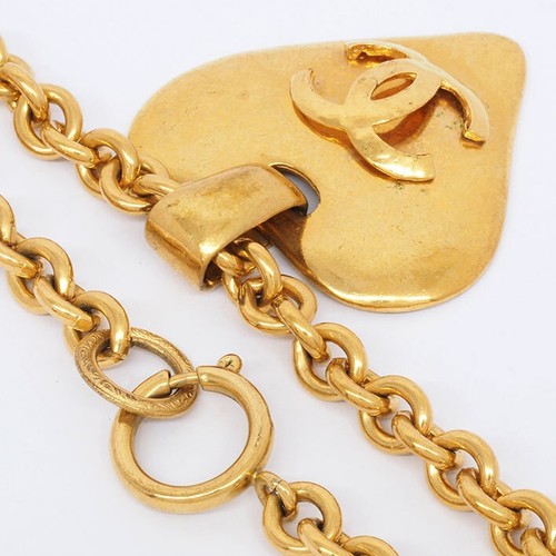 Chanel Coco Mark cuore colore oro ciondolo logo ciondolo donna collane