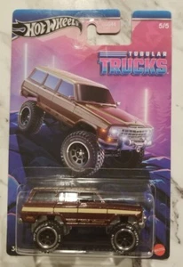 2024 Hot Wheels Tubular Trucks 1988 Jeep Wagoneer - New - Picture 1 of 2