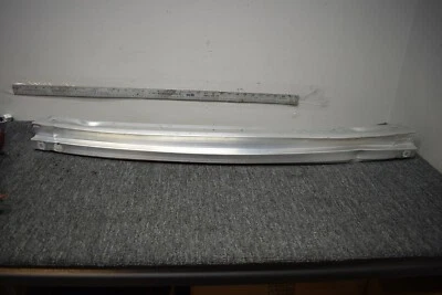 AUDI Q5 2011-2016 BARRA DE REFUERZO TRASERA FÁBRICA OEM Foto 1 de 4