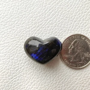 Natural Multi Flashy Labradorite Stone Puffy Heart Labradorite Gemstone R10511 - Picture 1 of 6