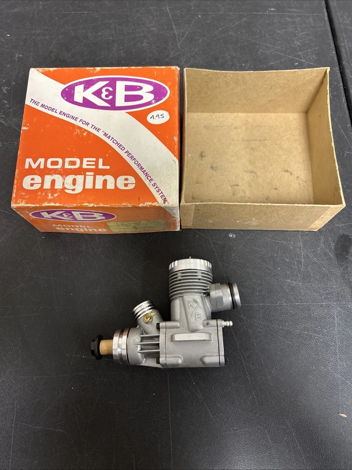 K&B  4.9 cc New. model airplane engine M12 - Image 1 of 4