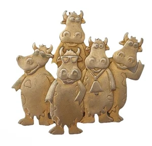 Broche de solapa vintage 1988 JJ Jonette joyería tono dorado rebaño de vacas firmado años 80 - Imagen 1 de 5