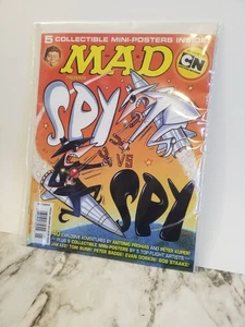 Mad Mag Spy Vs Spy With 5 Collectible Mini-Posters January 2011 - Picture 1 of 4