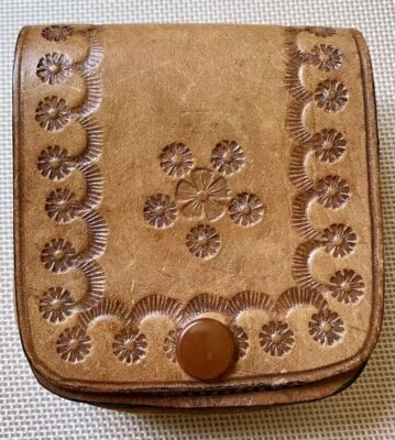 Bolso hecho a mano vintage africano CHUI de cuero tooled Foto 1 de 3