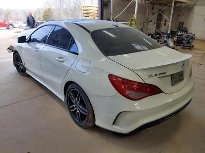 Cilindro maestro de freno usado se adapta a: Mercedes-Benz Mercedes clase CLA 2018 tipo 156 Foto 1 de 4