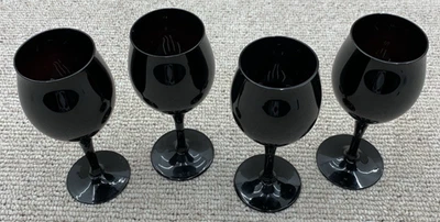 Juego de 4 copas de vino vintage de cristal negro púrpura Mikasa amatista gótica Foto 1 de 4