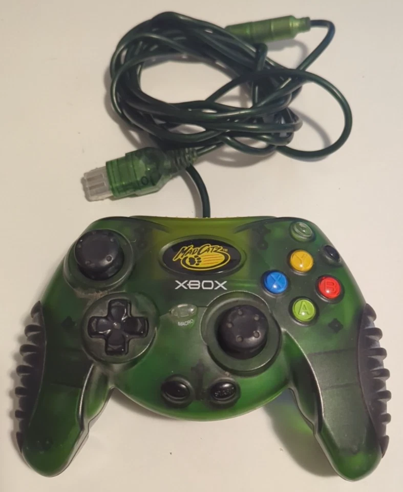 Mad Catz Control Pad Pro 2001 - Model 4526 Green - Original XBox - w/Breakaway - Image 1 of 1