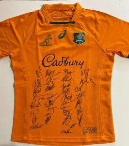 2023 AUST WALLABIES SIGNED JERSEY - Foto 1 di 2