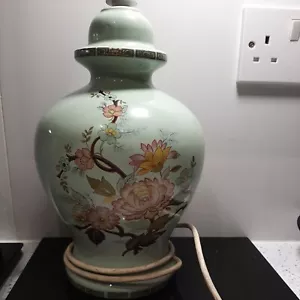 Table Lamp Vintage Oriental Style Ceramic Vase - Picture 1 of 6