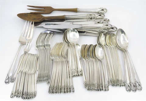 International Sterling Silver 'Spring Glory' 90 Pieces Flatware No Monogram Cover