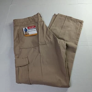 Wrangler Heritage Relaxed Fit Cargo Pants Men's 34x34 Grain Relaxed Seat & Thigh - Picture 1 of 8