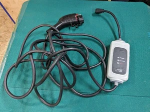 Kia Eco Electric EV Plug-In Electric Vehicle Charger PSE13-00084 *For Parts* - Picture 1 of 7