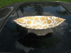 PLATO DE CARAMELO VINTAGE DOS TONOS PINTADO A MANO FLOR DORADA DISEÑO COMPLETO 10" - Imagen 1 de 12