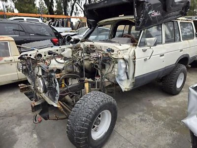 Conjunto de cuadro TOYOTA LAND CRUISER 81 82 83 84 85 86 87 FJ60 Foto 1 de 4