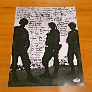 Koreakriegshelden signiert 11x14 Foto 47 Autos Soldaten viele berühmte volle PSA - Bild 1 von 2