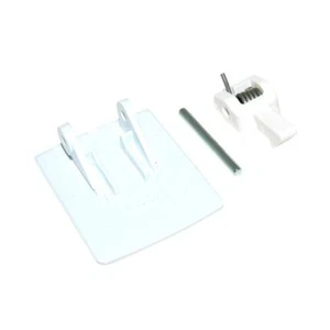 Genuine Whirlpool Ignis Tumble Dryer Door Handle Catch & Spring 421309252891 - Picture 1 of 1