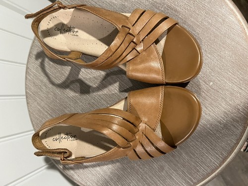 Sandali Clarks Collection Loomis Cassey 7 1 2 marrone medio britannico indossati delicatamente