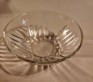 Pair Of Vintage Glass Square Bottomed Dessert Bowls - Picture 1 of 7